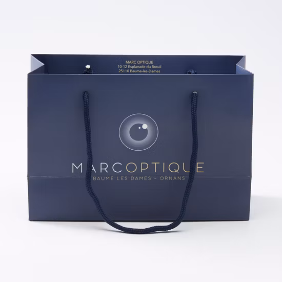 Art Paper Hot Stamping Shopping Bag with Nylon Handles
